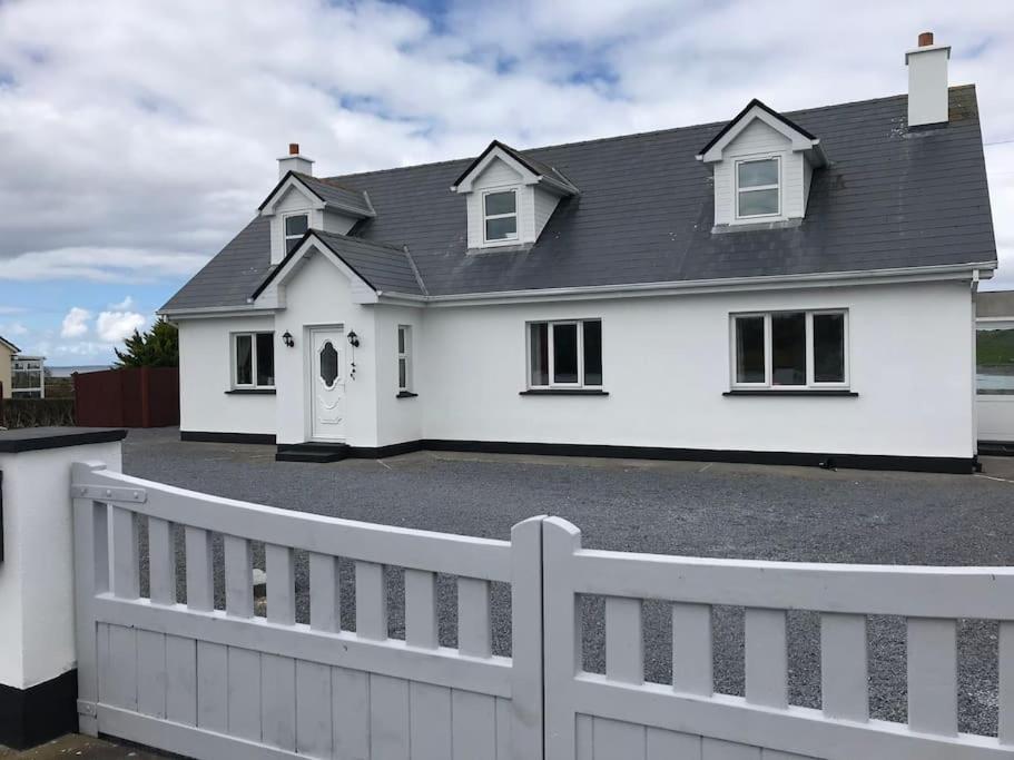 Curlews Rest - Gateway To The Aran Islands Apartment Голуей Екстериор снимка